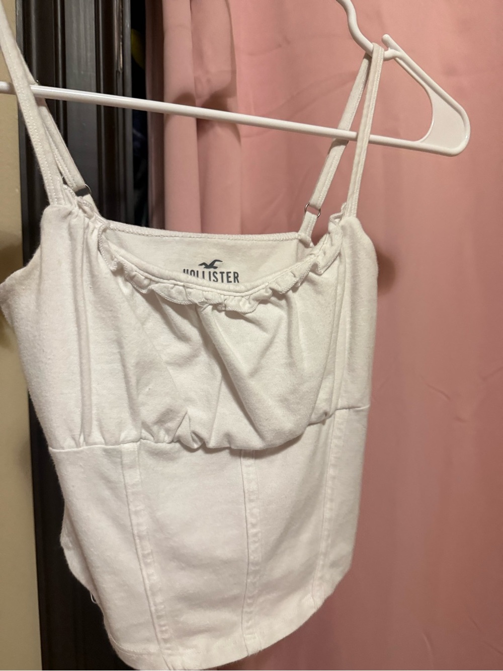 🩷Hollister White Ruched Bust Cropped Tank Top